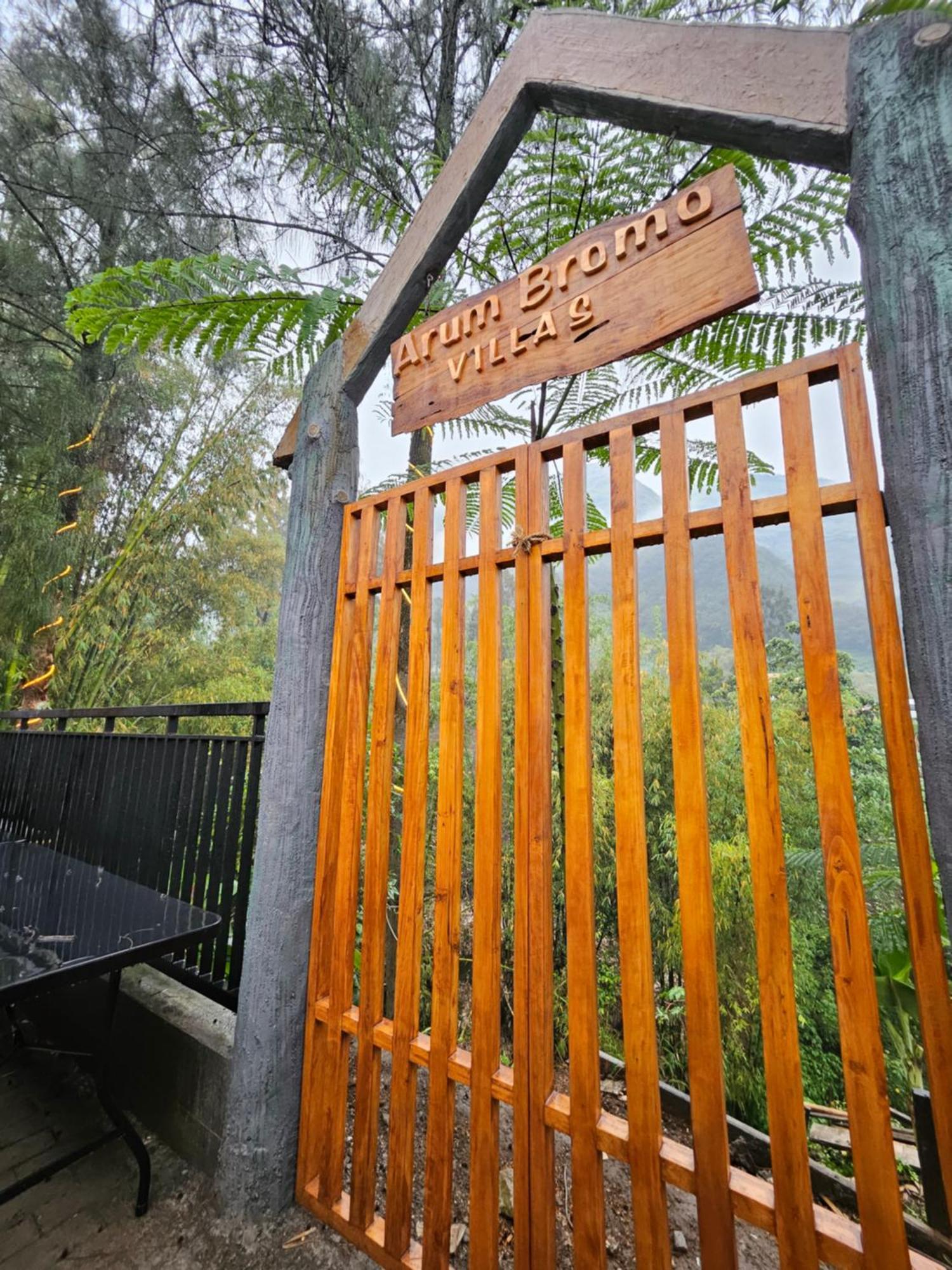 Arum Bromo Villas Ngadisari エクステリア 写真